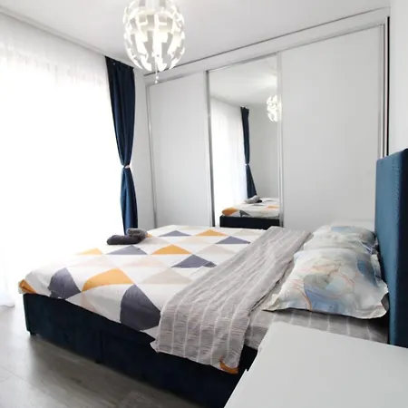 Modern 1br Center Parking Daire Filibe