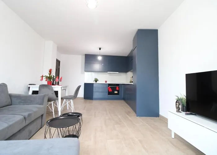 Lejlighed Modern 1br Center Parking