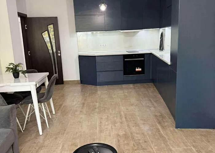 Modern 1br Center Parking *